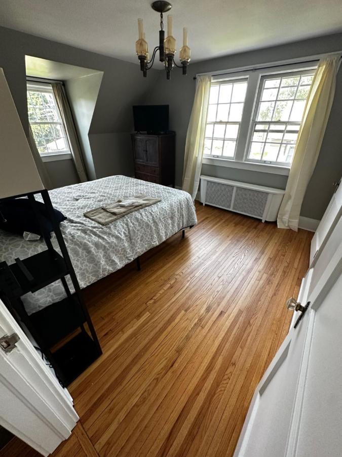 Cute Cape Cod Style Home Pittsfield Extérieur photo